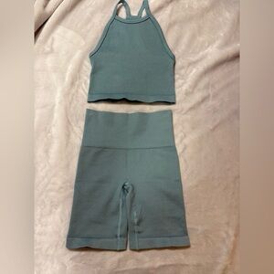 TNA Ribbed Compression Tank and Shorts Size XS